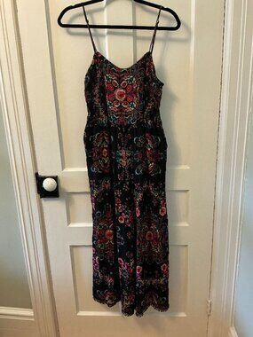 Summery floral wide-leg jumpsuit w/ tie back cutout (M)